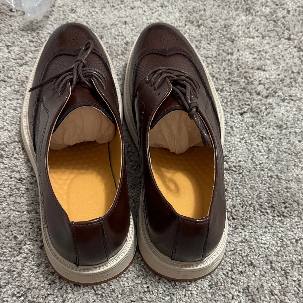 Men's Dark Brown Leather Wingtip Dress Shoes